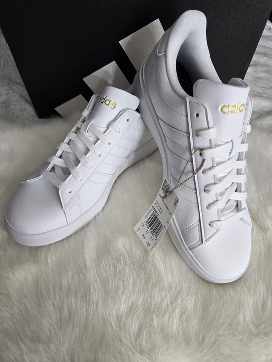 adidas Shoes - Adidas Ground Court 2.0 White Gold Metallic Sneakers For Womens New✨️